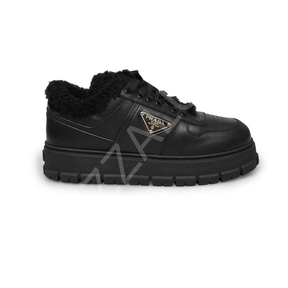 Prada 11 Tüylü Kısa Bot Kadın Ayakkabı