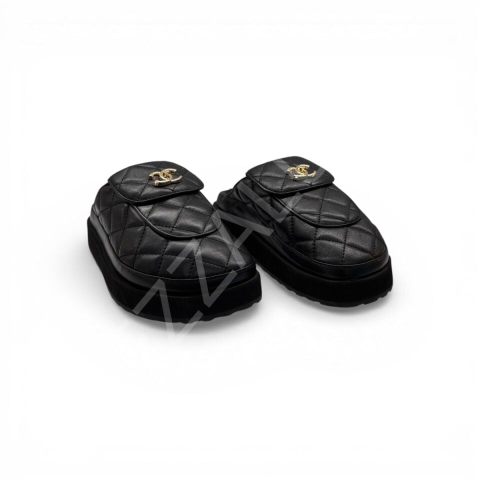 Chanel B21 Kapitone Siyah Terlik Kadın Ayakkabı