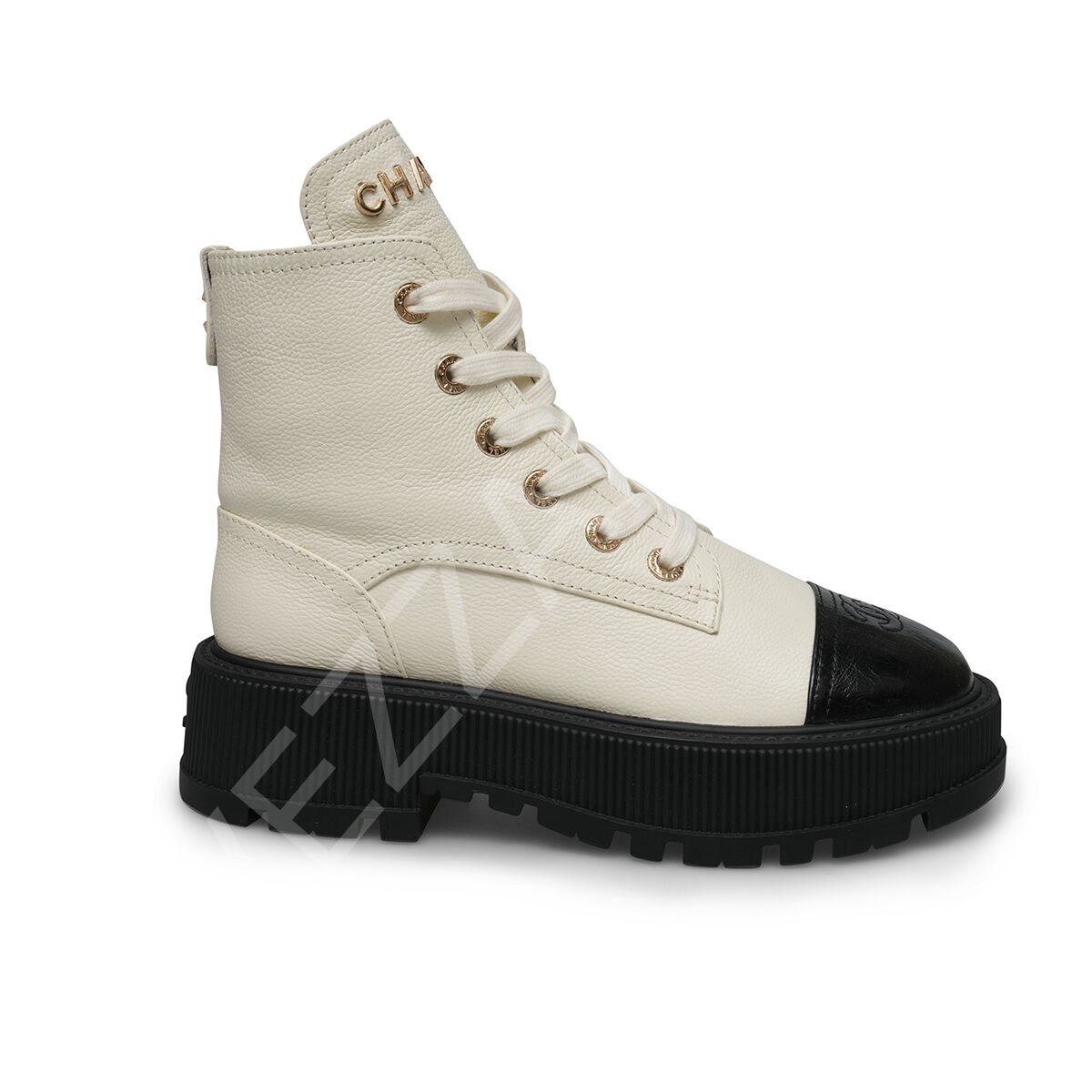 Chanel B04 Beyaz Bot Kadın Ayakkabı