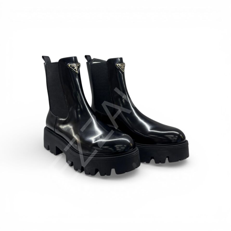 Prada 1155 Siyah Gold Yarım Bot Kadın Ayakkabı