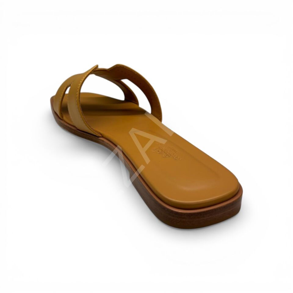 Hermes 752 Bej Düz Terlik Kadın Ayakkabı