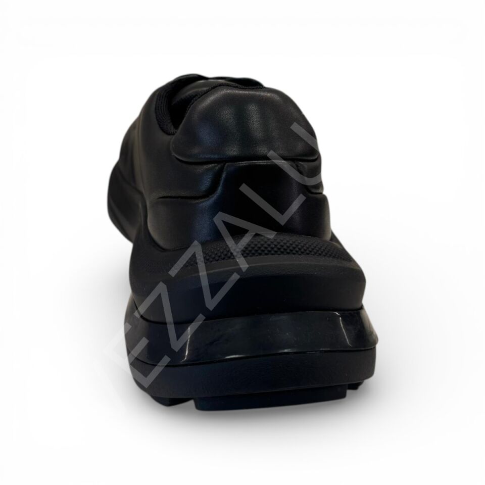 Prada 965 Siyah Beyaz Yazılı Erkek Ayakkabı