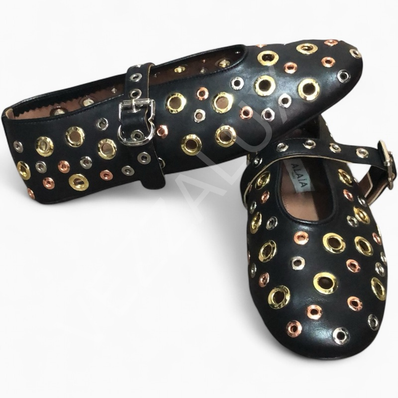 Alaia 673 Siyah Zımbalı Kadın Ayakkabı