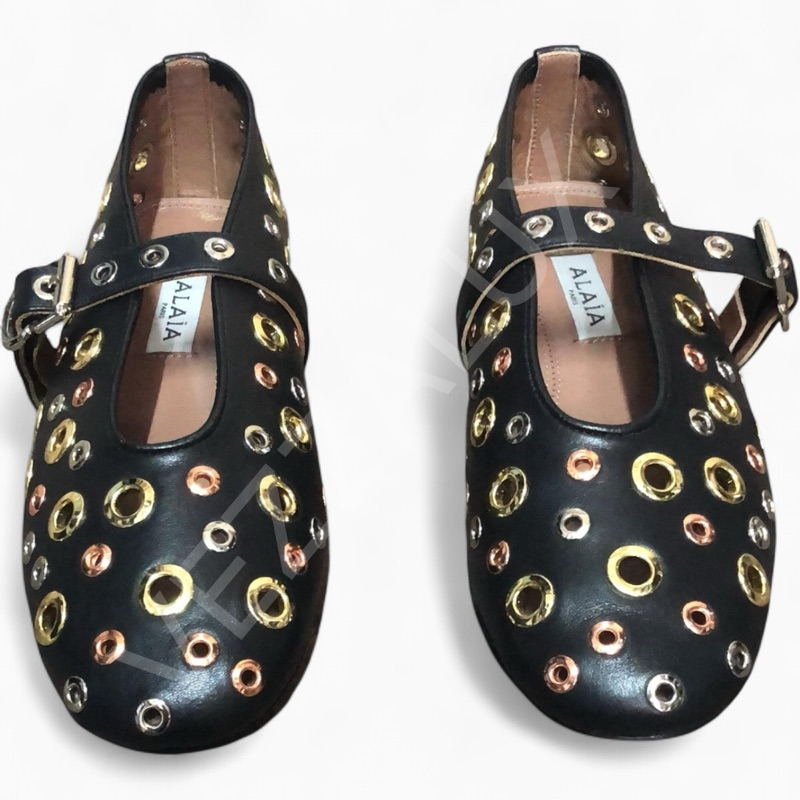 Alaia 673 Siyah Zımbalı Kadın Ayakkabı