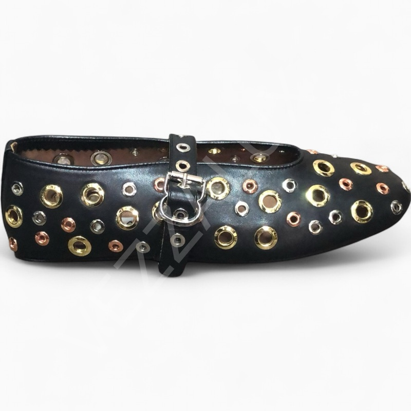 Alaia 673 Siyah Zımbalı Kadın Ayakkabı