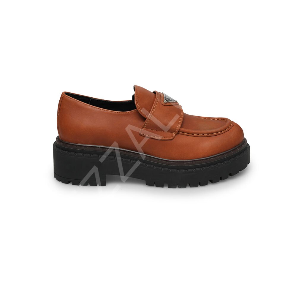 Prada 627 Düz Kahve Loafer Kadın Ayakkabı