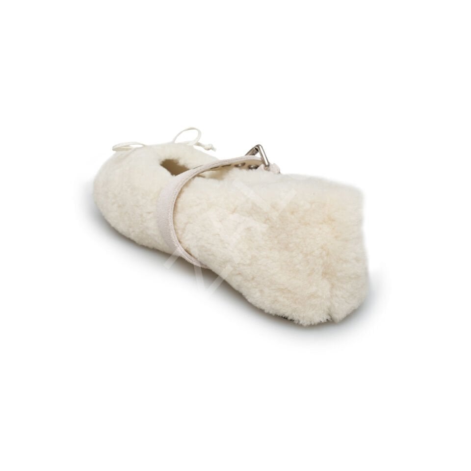 Miu 590 Beyaz Tüylü Babet Kadın Ayakkabı