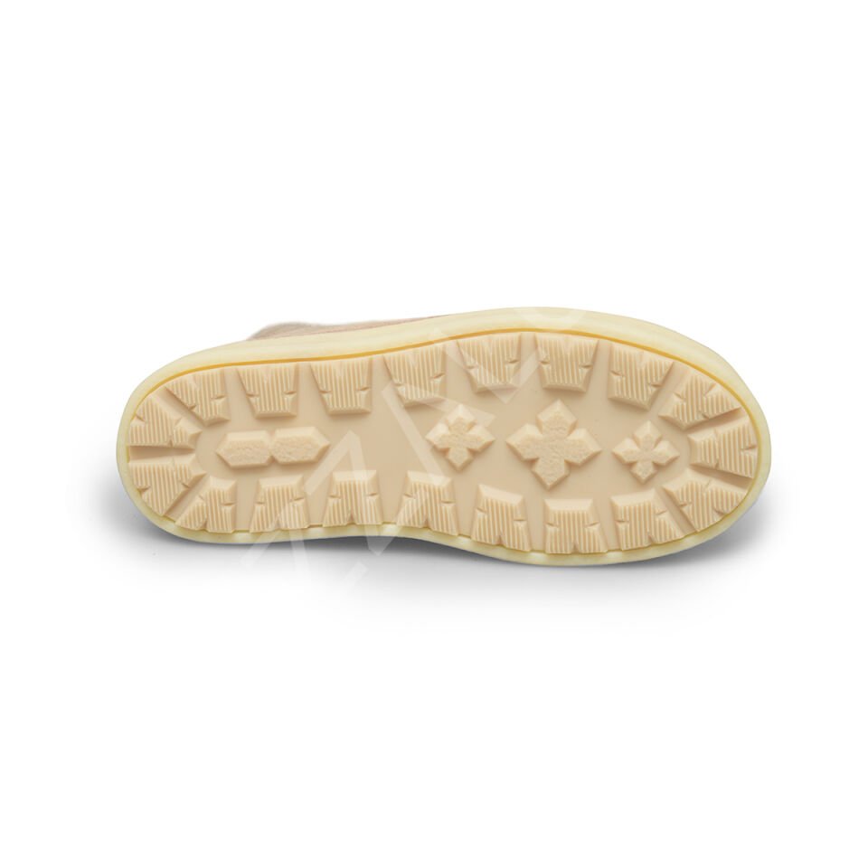 Prada 637 Vizon Tüylü Uzun Bot Kadın Ayakkabı